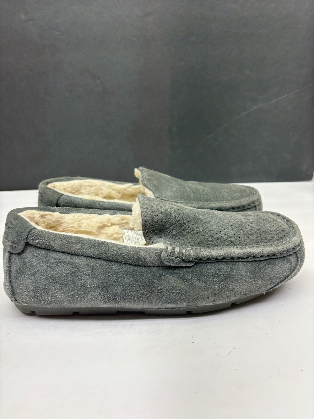Koolaburra by Ugg slippers women’s sz 8, box 81 CG - Picture 2 of 7